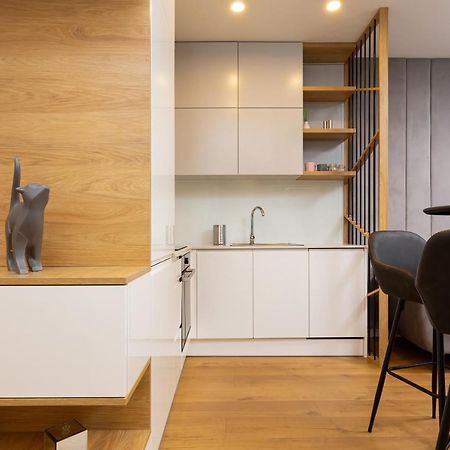 Apartment City Center Grzybowska By Renters Prestige Warschau Exterior foto