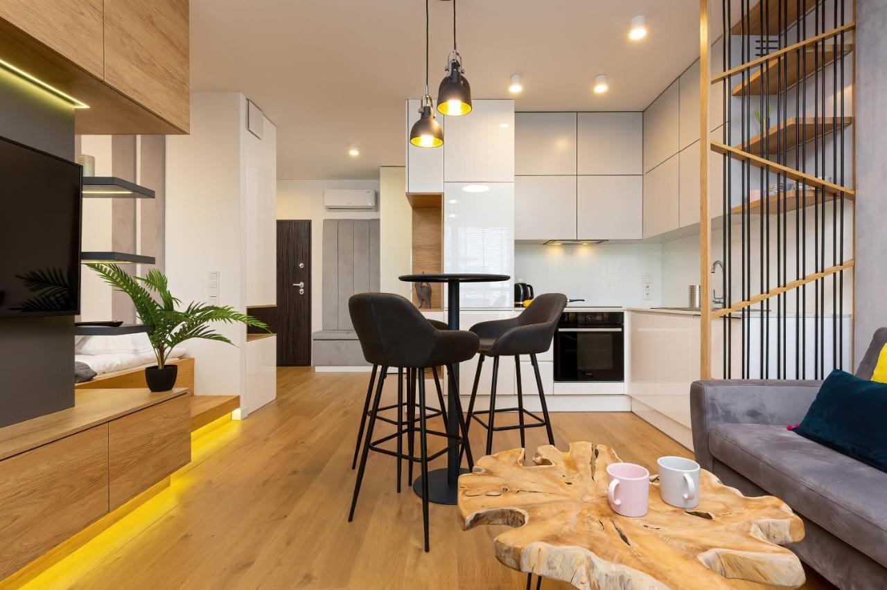 Apartment City Center Grzybowska By Renters Prestige Warschau Exterior foto